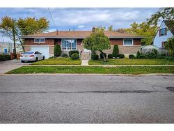 LOWER-3 Grove Avenue  St. Catharines, ON L2P 1C5
