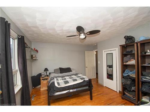 535 Mcdowell Road E, Simcoe, ON - Indoor Photo Showing Bedroom