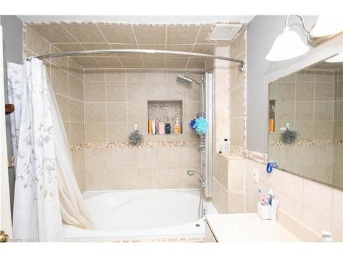 535 Mcdowell Road E, Simcoe, ON - Indoor Photo Showing Bathroom