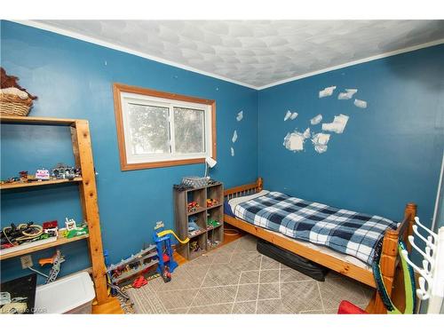 535 Mcdowell Road E, Simcoe, ON - Indoor Photo Showing Bedroom