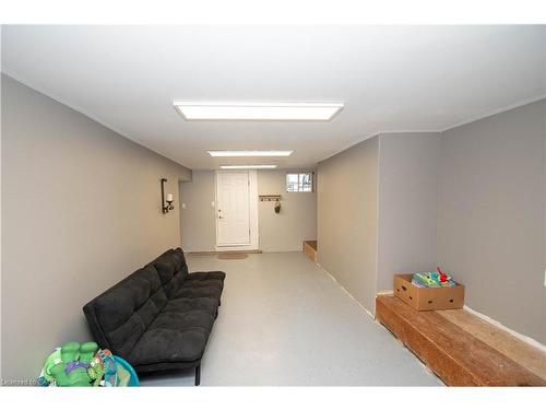 535 Mcdowell Road E, Simcoe, ON - Indoor