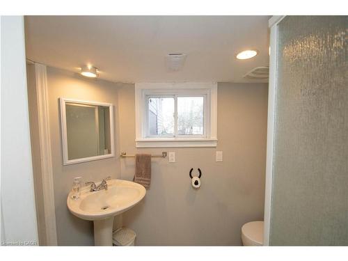 535 Mcdowell Road E, Simcoe, ON - Indoor Photo Showing Bathroom