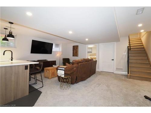 238 Eagle Street S, Cambridge, ON - Indoor