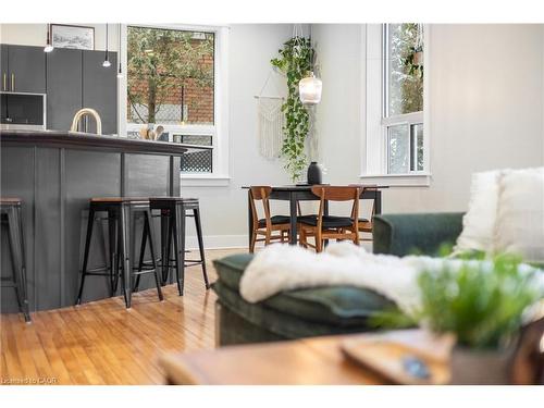 66 Chestnut Street, Kitchener, ON - Indoor