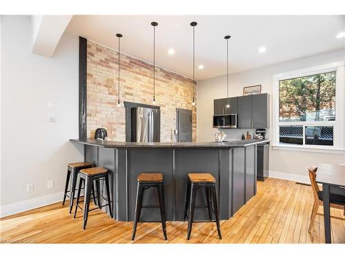 66 Chestnut Street, Kitchener, ON - Indoor Photo Showing Kitchen With Upgraded Kitchen