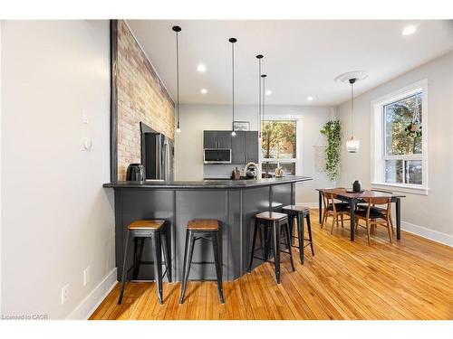 66 Chestnut Street, Kitchener, ON - Indoor