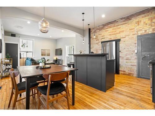 66 Chestnut Street, Kitchener, ON - Indoor Photo Showing Dining Room