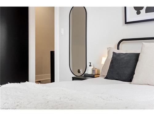 66 Chestnut Street, Kitchener, ON - Indoor Photo Showing Bedroom