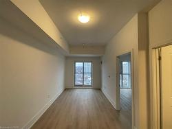 1304-206 King Street W Hamilton, ON L8P 1A5