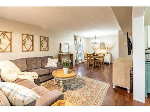 83 Burnaby Crescent, Kitchener, ON - Indoor Photo Showing Living Room