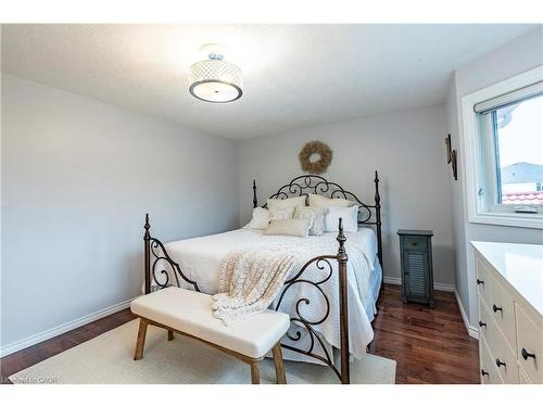 83 Burnaby Crescent, Kitchener, ON - Indoor Photo Showing Bedroom
