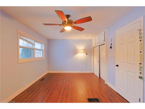 122 Fundy Avenue, London, ON - Indoor Photo Showing Other Room