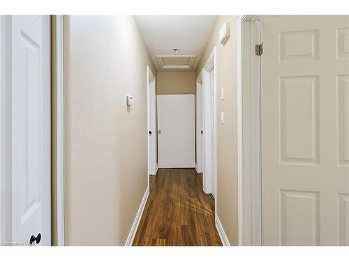 122 Fundy Avenue, London, ON - Indoor Photo Showing Other Room