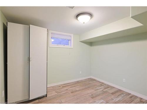 122 Fundy Avenue, London, ON - Indoor Photo Showing Other Room