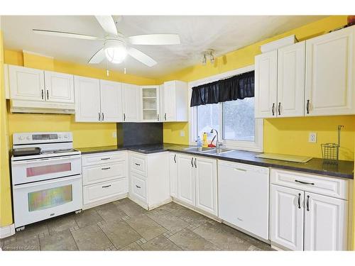 122 Fundy Avenue, London, ON - Indoor Photo Showing Kitchen With Double Sink