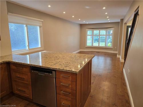 1278 Hammond Street, Burlington, ON - Indoor Photo Showing Other Room