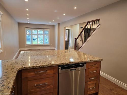 1278 Hammond Street, Burlington, ON - Indoor Photo Showing Other Room