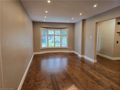 1278 Hammond Street, Burlington, ON - Indoor Photo Showing Other Room