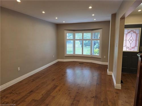 1278 Hammond Street, Burlington, ON - Indoor Photo Showing Other Room