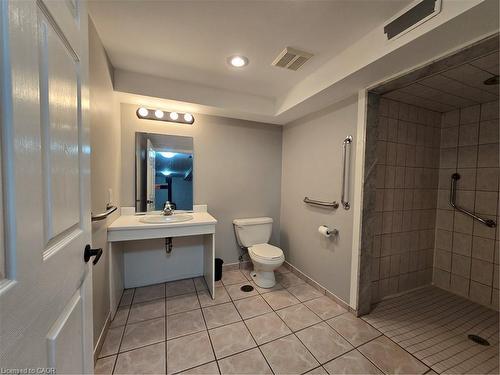1278 Hammond Street, Burlington, ON - Indoor Photo Showing Bathroom