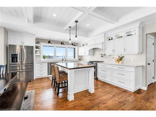 706249 County Rd 21, Mulmur, ON - Indoor Photo Showing Kitchen With Upgraded Kitchen
