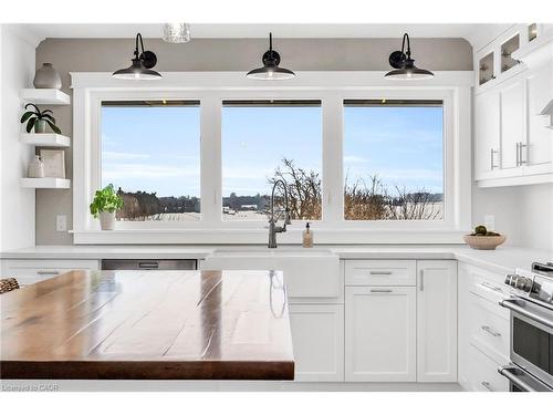 706249 County Rd 21, Mulmur, ON - Indoor Photo Showing Kitchen