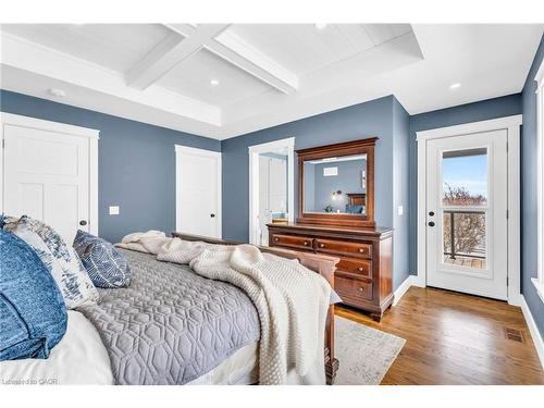 706249 County Rd 21, Mulmur, ON - Indoor Photo Showing Bedroom