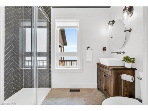 706249 County Rd 21, Mulmur, ON - Indoor Photo Showing Bathroom