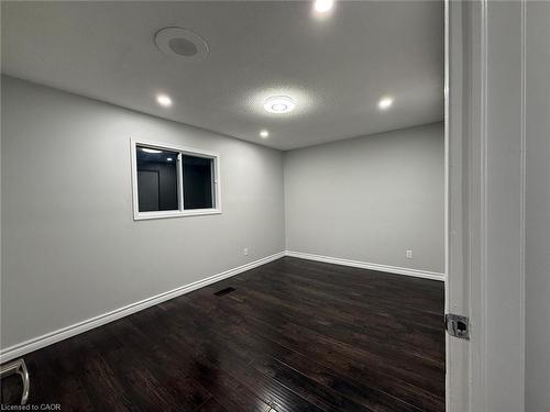 60 Denlow Street, Kitchener, ON - Indoor Photo Showing Other Room