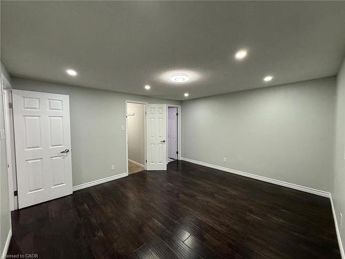 60 Denlow Street, Kitchener, ON - Indoor