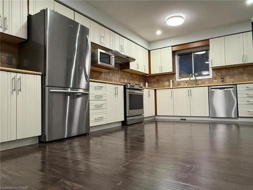 60 Denlow Street, Kitchener, ON - Indoor Photo Showing Kitchen