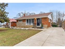 47 Battlefield Drive  Stoney Creek, ON L8G 1V1