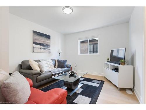 66 Cesar Place, Ancaster, ON - Indoor Photo Showing Living Room