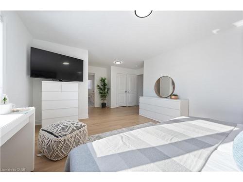 66 Cesar Place, Ancaster, ON - Indoor