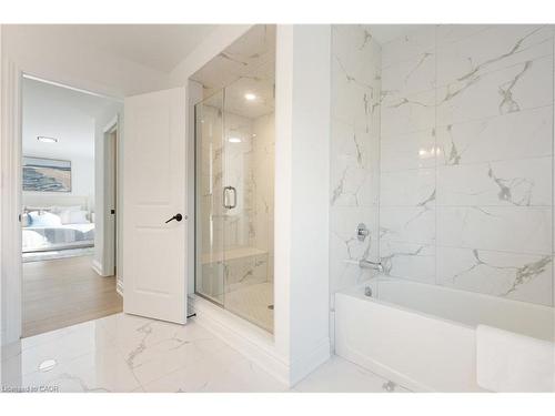 66 Cesar Place, Ancaster, ON - Indoor Photo Showing Bathroom