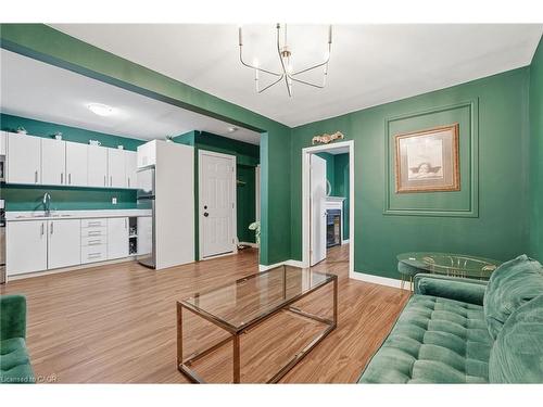 305 Cannon Street E, Hamilton, ON - Indoor