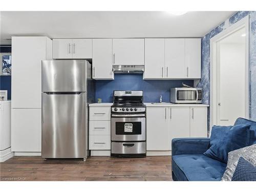 305 Cannon Street E, Hamilton, ON - Indoor Photo Showing Kitchen