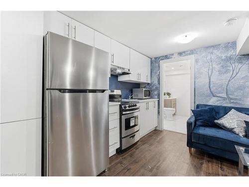 305 Cannon Street E, Hamilton, ON - Indoor Photo Showing Kitchen