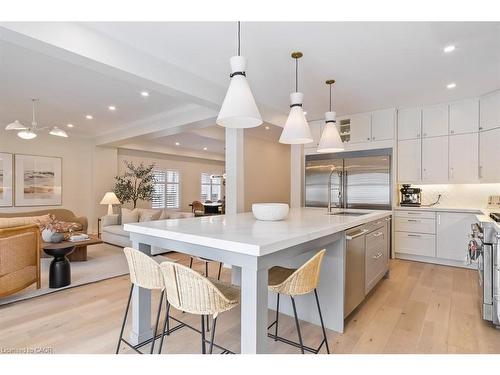 2301 Baronwood Drive, Oakville, ON - Indoor