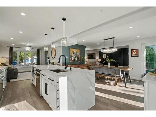 166 Westvale Drive, Waterloo, ON - Indoor Photo Showing Kitchen With Upgraded Kitchen