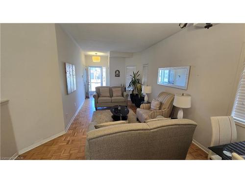 3688 Emery Drive, Mississauga, ON - Indoor