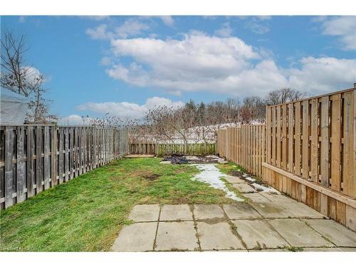 98 Colton Circle, Kitchener, ON - Outdoor