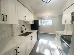 13-163 Chandler Drive  Kitchener, ON N2E 1H1