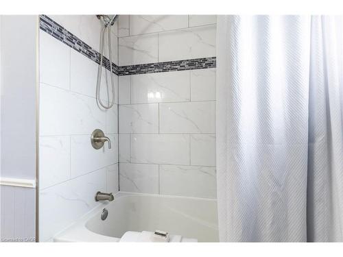 63 Lionsgate Avenue, Hamilton, ON - Indoor Photo Showing Bathroom