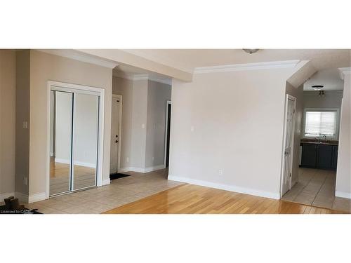 21 Pamela Lane, Cambridge, ON - Indoor Photo Showing Other Room