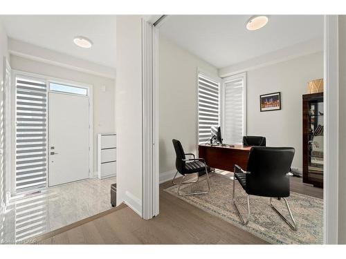 121 Milky Way Drive, Richmond Hill, ON - Indoor Photo Showing Office