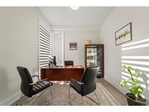 121 Milky Way Drive, Richmond Hill, ON - Indoor Photo Showing Office