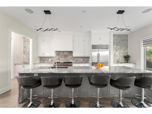 121 Milky Way Drive, Richmond Hill, ON - Indoor Photo Showing Other Room