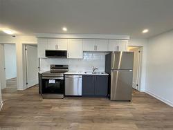 711-4263 Fourth Avenue  Niagara Falls, ON L2E 0C2