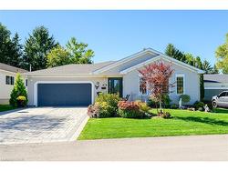 110 Kilroot Place  Freelton, ON L8B 1A5